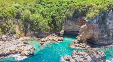 La grotte de l’Anse Castalia